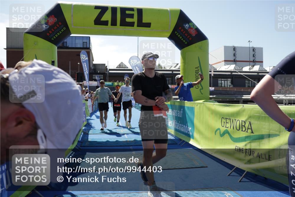 09.08.2026 - GEWOBA Citytriathlon Bremen Yannick Fuchs http://msf.ph/oto/9944403 09.08.2026 14:16:40 Ziel 619, 645, 749, 1125 meine-sportfotos.de