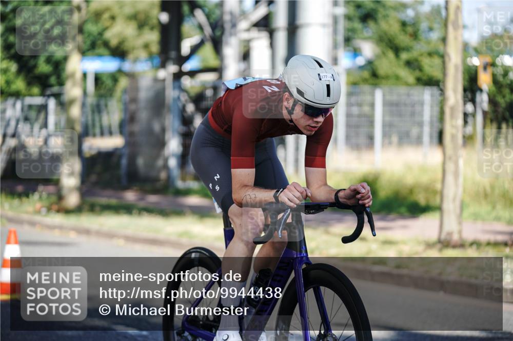 09.08.2026 - GEWOBA Citytriathlon Bremen Michael Burmester http://msf.ph/oto/9944438 09.08.2026 10:33:18 Radfahren 63, 83, 103, 177, 285, 302, 410, 413, 433, 453, 483, 484 meine-sportfotos.de
