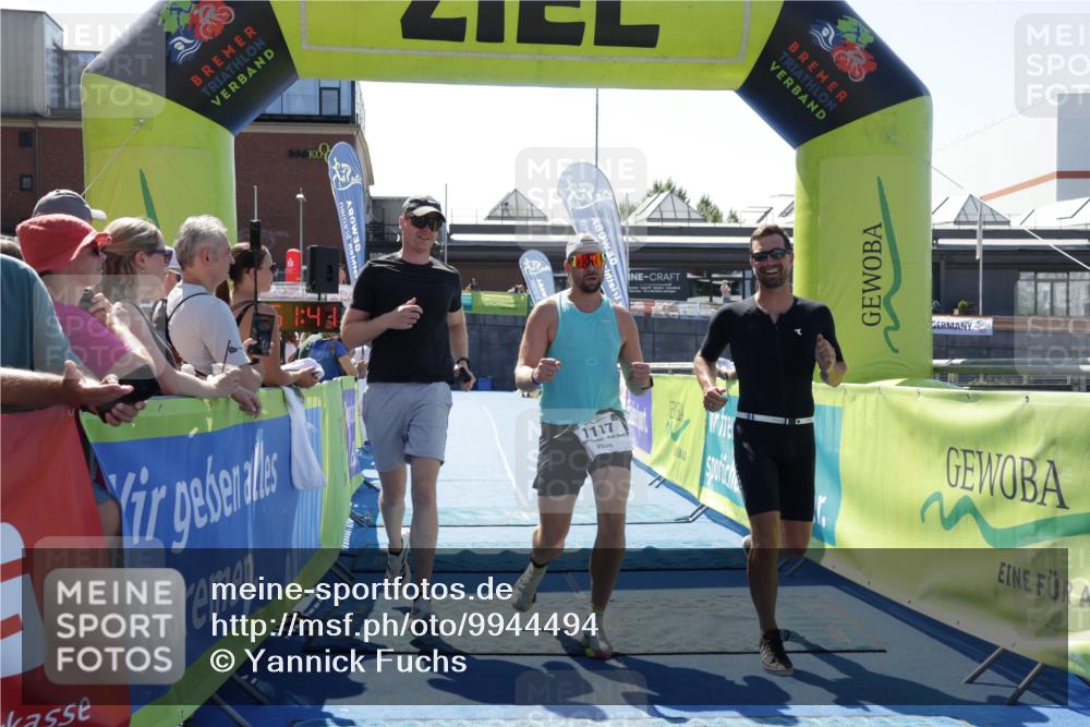 09.08.2026 - GEWOBA Citytriathlon Bremen Yannick Fuchs http://msf.ph/oto/9944494 09.08.2026 14:18:04 Ziel 826, 1117 meine-sportfotos.de