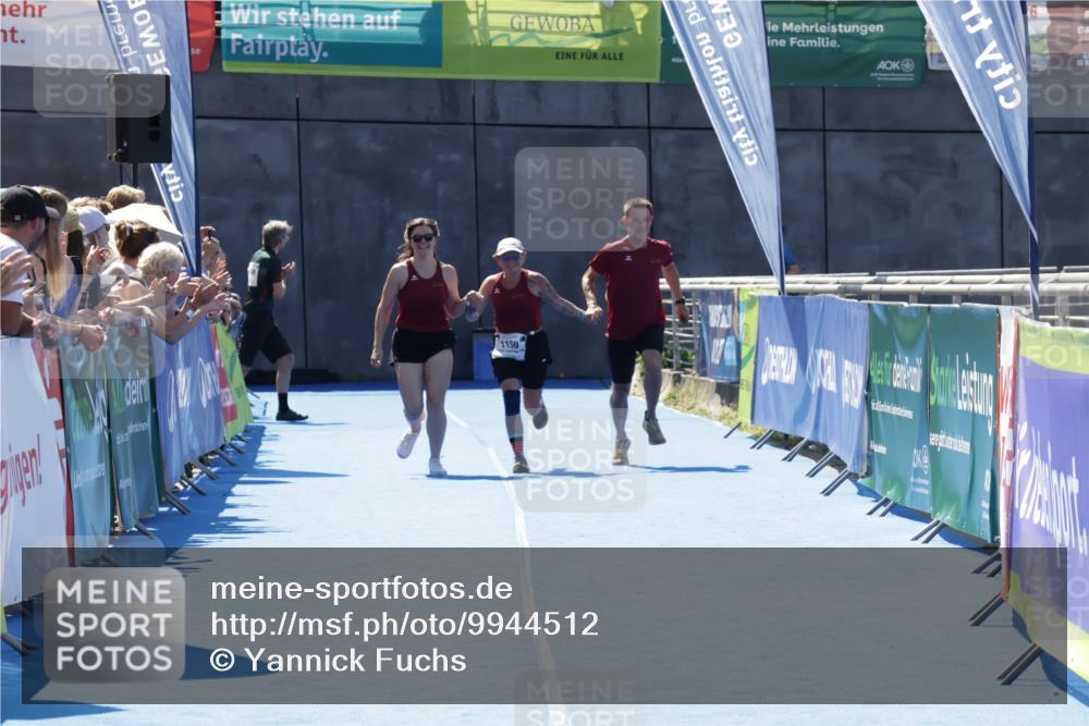 09.08.2026 - GEWOBA Citytriathlon Bremen Yannick Fuchs http://msf.ph/oto/9944512 09.08.2026 14:18:24 Ziel 1150 meine-sportfotos.de