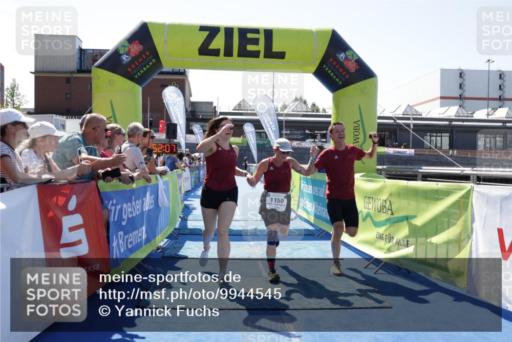 09.08.2026 - GEWOBA Citytriathlon Bremen Yannick Fuchs http://msf.ph/oto/9944545 09.08.2026 14:18:30 Ziel 1150 meine-sportfotos.de