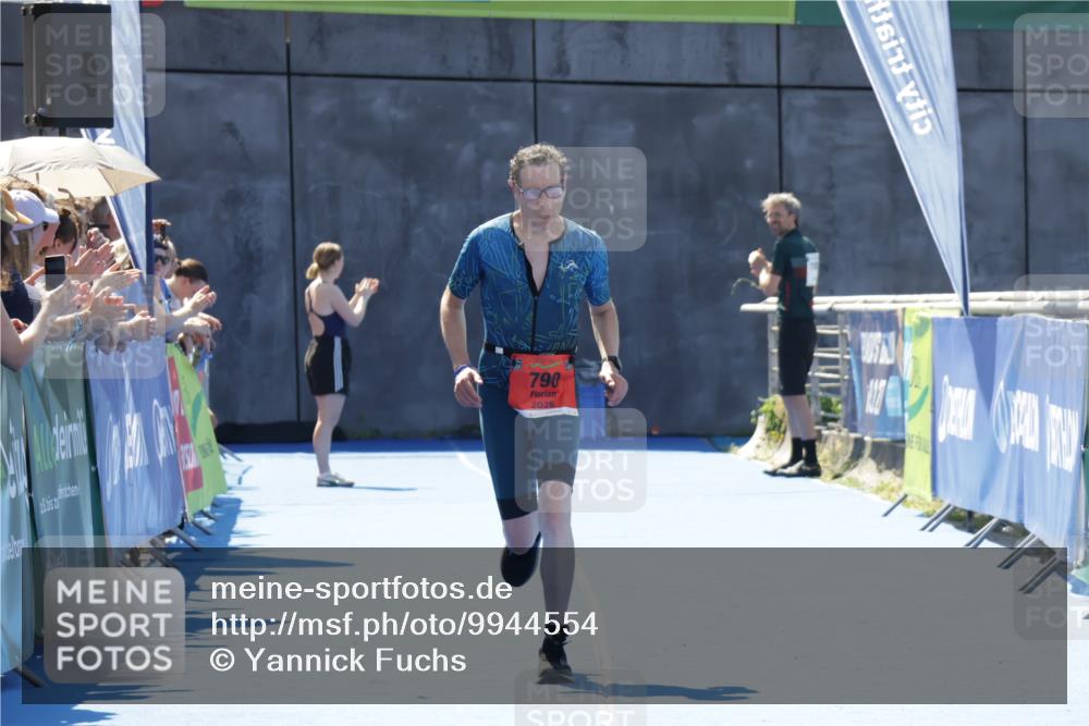 09.08.2026 - GEWOBA Citytriathlon Bremen Yannick Fuchs http://msf.ph/oto/9944554 09.08.2026 14:18:34 Ziel 790, 1150 meine-sportfotos.de
