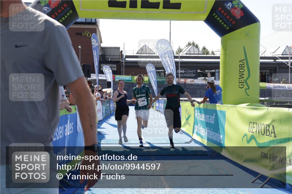 09.08.2026 - GEWOBA Citytriathlon Bremen Yannick Fuchs http://msf.ph/oto/9944597 09.08.2026 14:18:47 Ziel 1159 meine-sportfotos.de