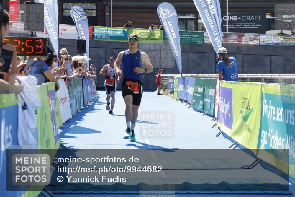 09.08.2026 - GEWOBA Citytriathlon Bremen Yannick Fuchs http://msf.ph/oto/9944682 09.08.2026 14:19:16 Ziel 558, 578, 730, 783, 897 meine-sportfotos.de