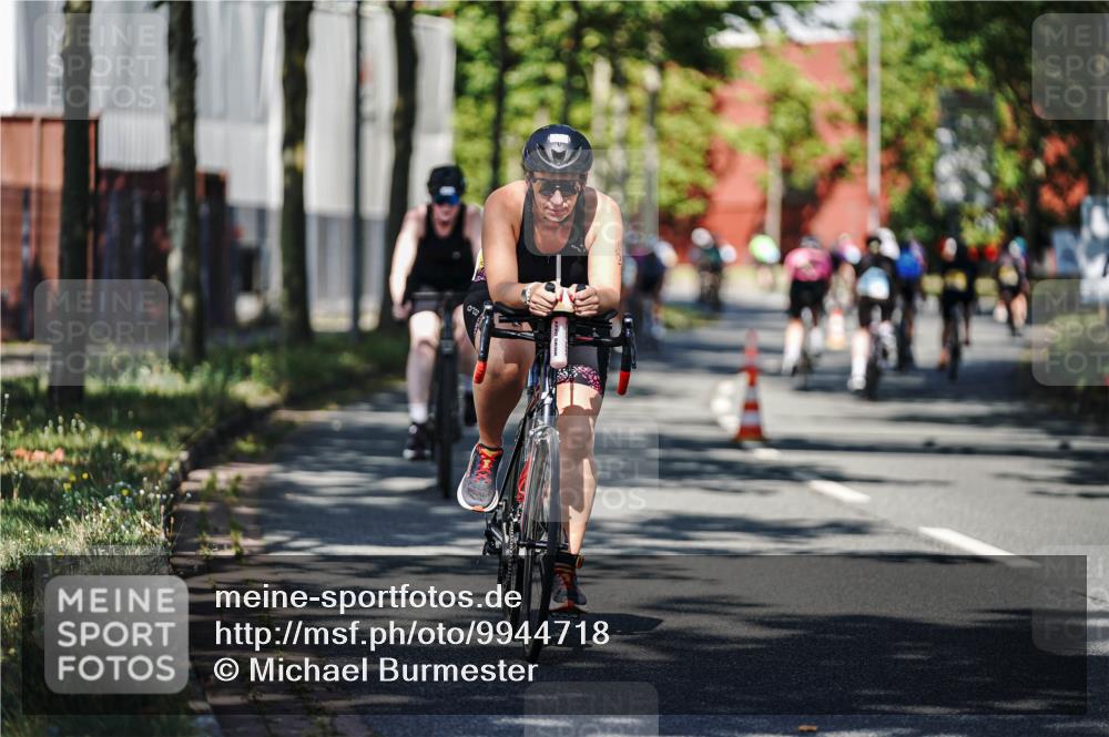 09.08.2026 - GEWOBA Citytriathlon Bremen Michael Burmester http://msf.ph/oto/9944718 09.08.2026 10:35:20 Radfahren 3, 27, 129, 143, 169, 175, 195, 243, 326, 436, 440, 446, 467, 473, 476, 487, 527 meine-sportfotos.de