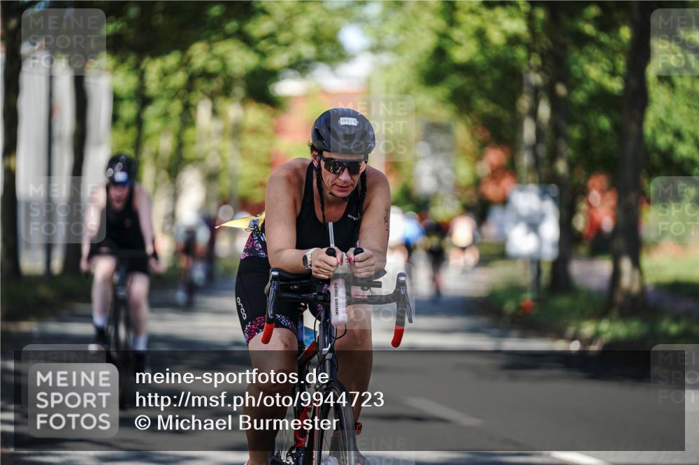 09.08.2026 - GEWOBA Citytriathlon Bremen Michael Burmester http://msf.ph/oto/9944723 09.08.2026 10:35:21 Radfahren 3, 27, 129, 143, 169, 175, 189, 195, 243, 326, 436, 440, 446, 467, 473, 476, 487, 527 meine-sportfotos.de