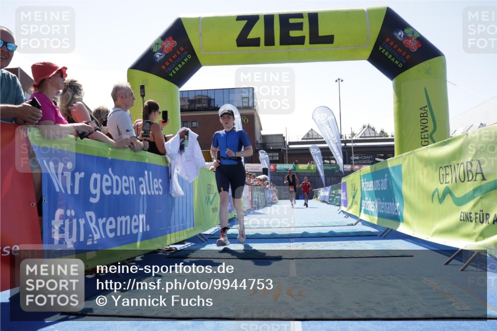 09.08.2026 - GEWOBA Citytriathlon Bremen Yannick Fuchs http://msf.ph/oto/9944753 09.08.2026 14:19:51 Ziel 758, 895 meine-sportfotos.de