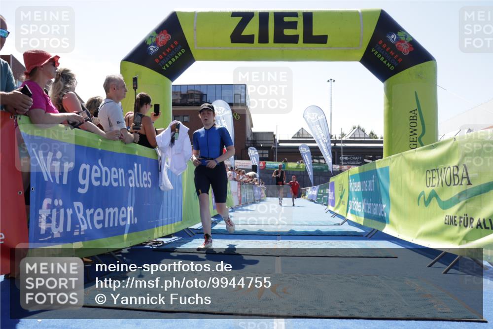 09.08.2026 - GEWOBA Citytriathlon Bremen Yannick Fuchs http://msf.ph/oto/9944755 09.08.2026 14:19:52 Ziel 758, 895 meine-sportfotos.de