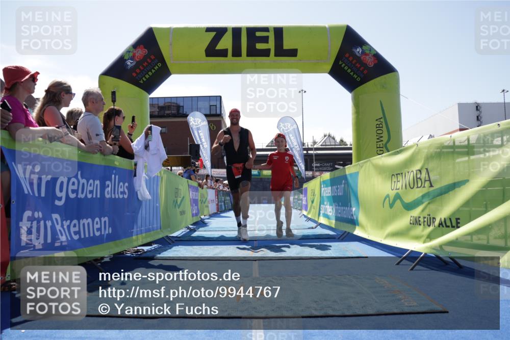 09.08.2026 - GEWOBA Citytriathlon Bremen Yannick Fuchs http://msf.ph/oto/9944767 09.08.2026 14:19:55 Ziel 758, 895 meine-sportfotos.de