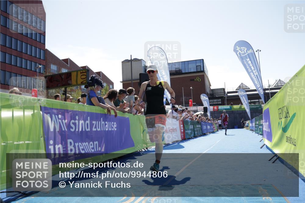 09.08.2026 - GEWOBA Citytriathlon Bremen Yannick Fuchs http://msf.ph/oto/9944806 09.08.2026 14:20:27 Ziel 998, 1013, 1013 meine-sportfotos.de