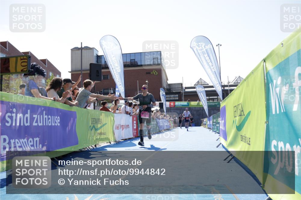 09.08.2026 - GEWOBA Citytriathlon Bremen Yannick Fuchs http://msf.ph/oto/9944842 09.08.2026 14:20:37 Ziel 1002, 1002 meine-sportfotos.de