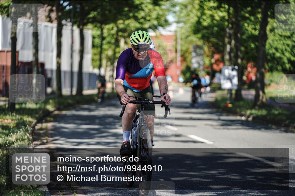 09.08.2026 - GEWOBA Citytriathlon Bremen Michael Burmester http://msf.ph/oto/9944910 09.08.2026 10:36:24 Radfahren 21, 23, 135, 139, 163, 179, 211, 233, 460, 530 meine-sportfotos.de