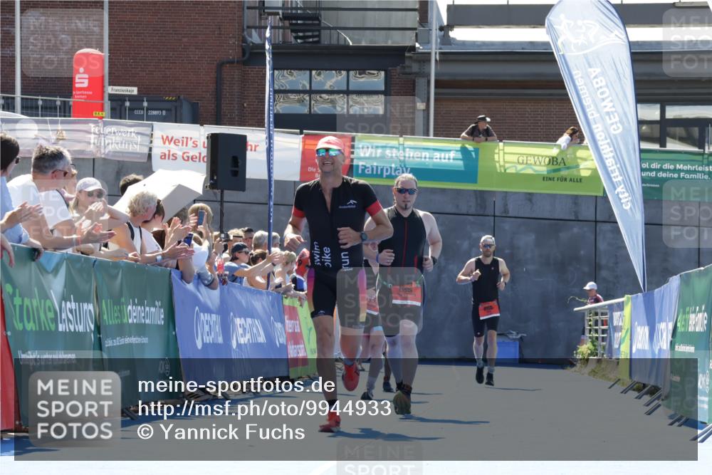 09.08.2026 - GEWOBA Citytriathlon Bremen Yannick Fuchs http://msf.ph/oto/9944933 09.08.2026 14:20:55 Ziel 613, 686, 809, 848 meine-sportfotos.de