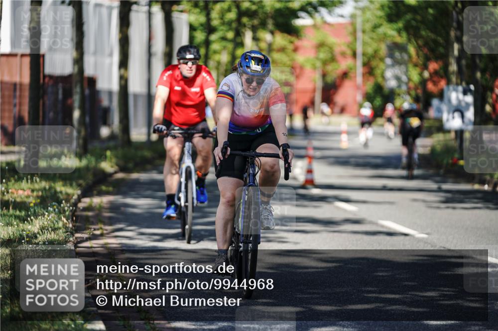 09.08.2026 - GEWOBA Citytriathlon Bremen Michael Burmester http://msf.ph/oto/9944968 09.08.2026 10:36:42 Radfahren 19, 41, 67, 93, 157, 163, 191, 223, 225, 235, 281, 349, 426, 491 meine-sportfotos.de