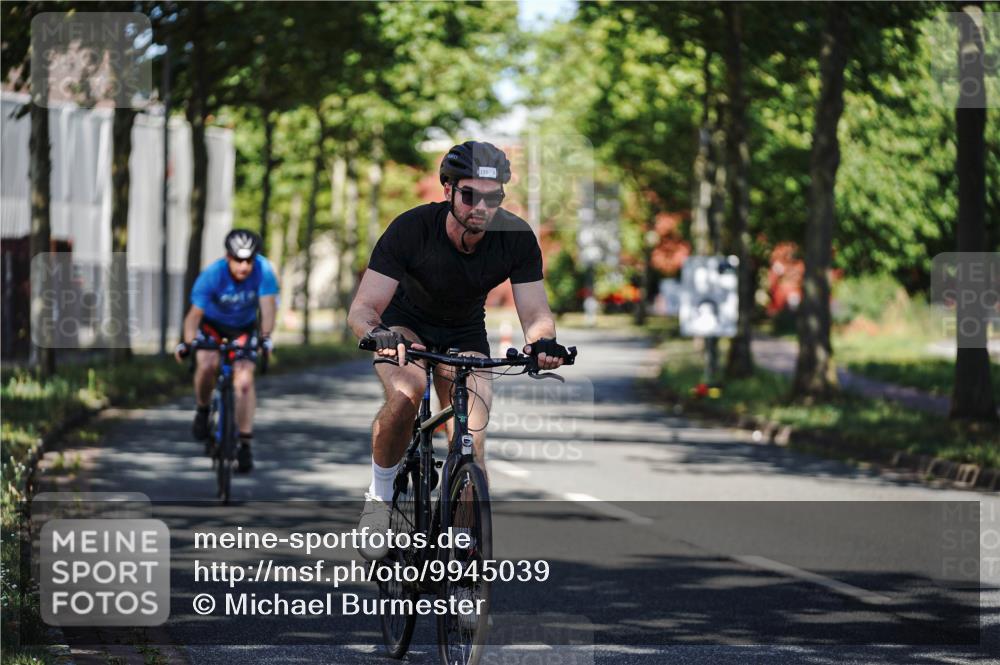 09.08.2026 - GEWOBA Citytriathlon Bremen Michael Burmester http://msf.ph/oto/9945039 09.08.2026 10:37:04 Radfahren 13, 31, 33, 55, 85, 111, 155, 205, 247, 451 meine-sportfotos.de