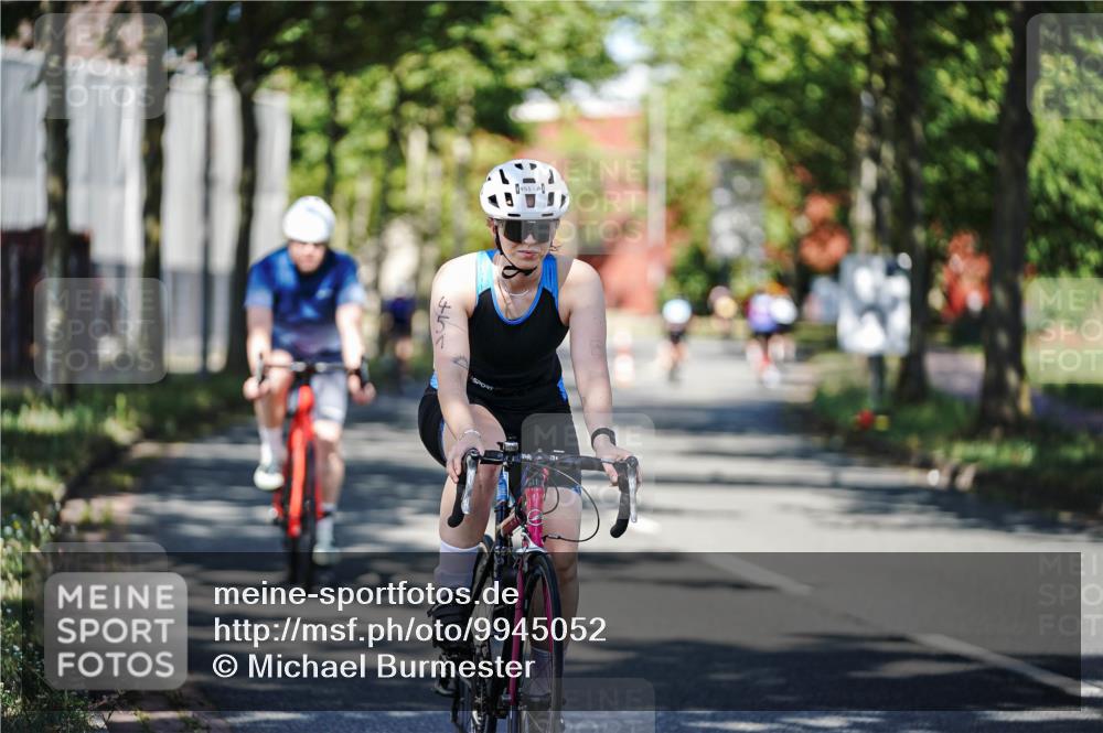 09.08.2026 - GEWOBA Citytriathlon Bremen Michael Burmester http://msf.ph/oto/9945052 09.08.2026 10:37:15 Radfahren 31, 53, 55, 61, 113, 155, 287, 451, 459 meine-sportfotos.de