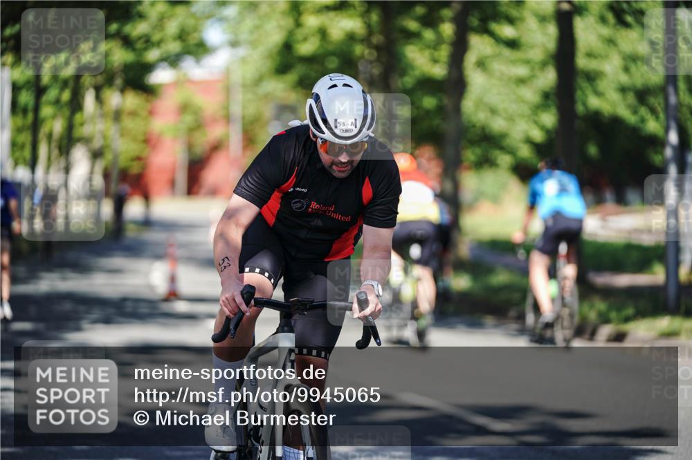 09.08.2026 - GEWOBA Citytriathlon Bremen Michael Burmester http://msf.ph/oto/9945065 09.08.2026 10:37:20 Radfahren 53, 61, 113, 287, 451, 459 meine-sportfotos.de