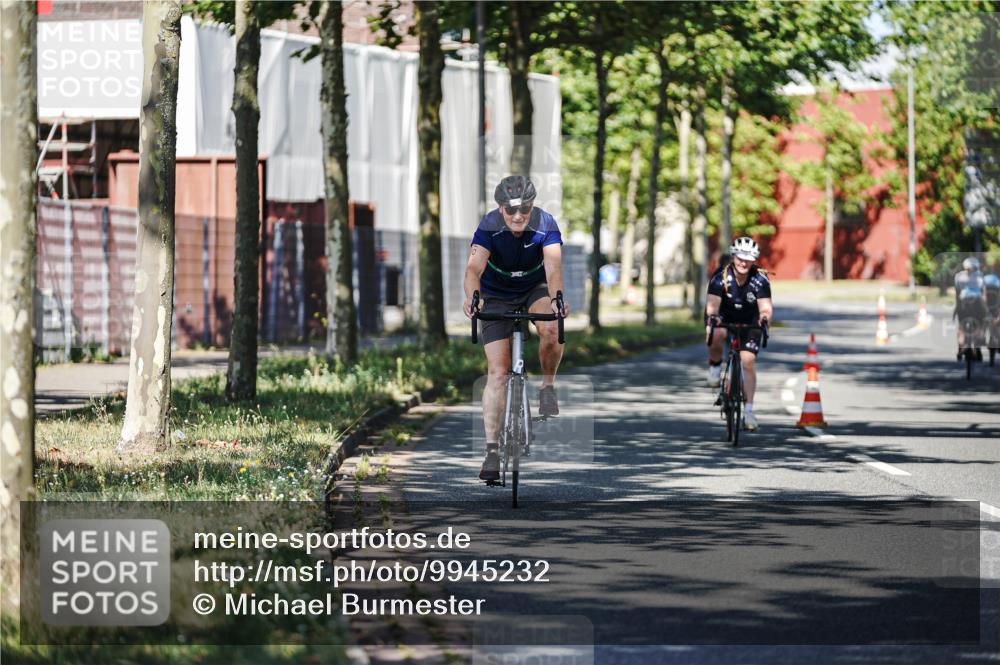 09.08.2026 - GEWOBA Citytriathlon Bremen Michael Burmester http://msf.ph/oto/9945232 09.08.2026 10:39:12 Radfahren 81, 420, 429 meine-sportfotos.de