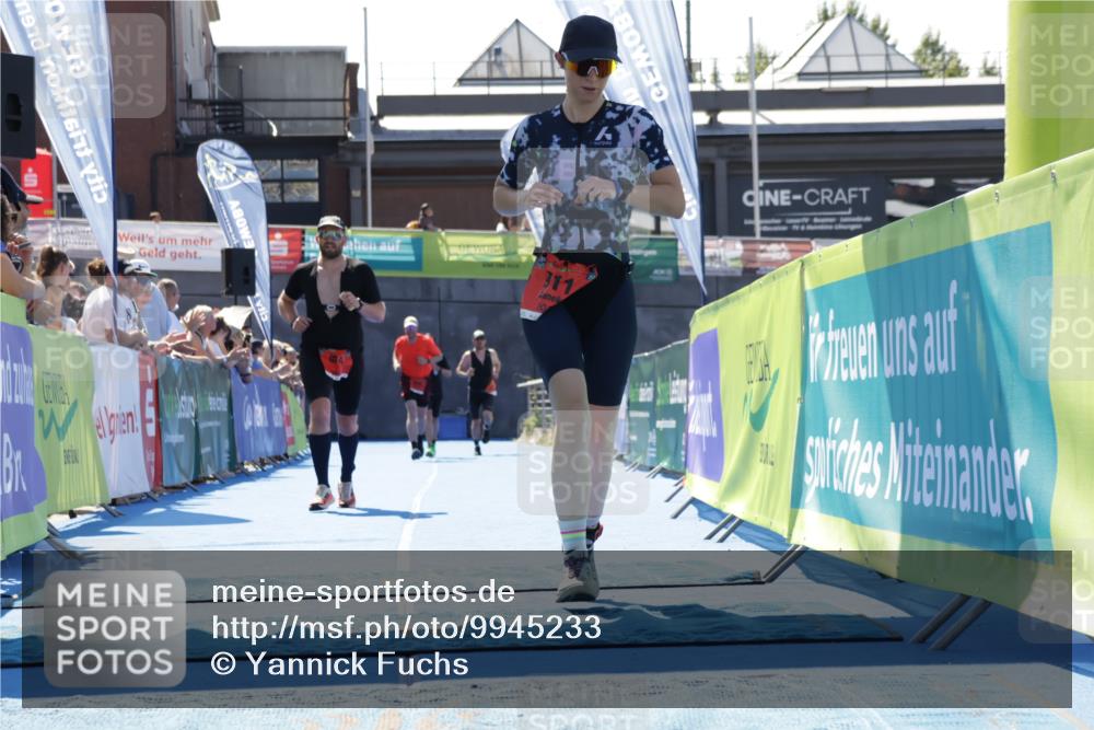 09.08.2026 - GEWOBA Citytriathlon Bremen Yannick Fuchs http://msf.ph/oto/9945233 09.08.2026 14:22:44 Ziel 874, 911 meine-sportfotos.de