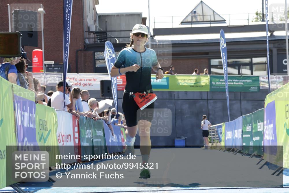 09.08.2026 - GEWOBA Citytriathlon Bremen Yannick Fuchs http://msf.ph/oto/9945321 09.08.2026 14:23:32 Ziel 944 meine-sportfotos.de