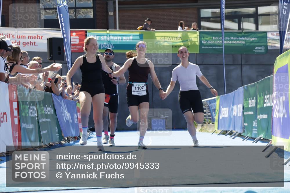09.08.2026 - GEWOBA Citytriathlon Bremen Yannick Fuchs http://msf.ph/oto/9945333 09.08.2026 14:23:47 Ziel 648, 1107 meine-sportfotos.de