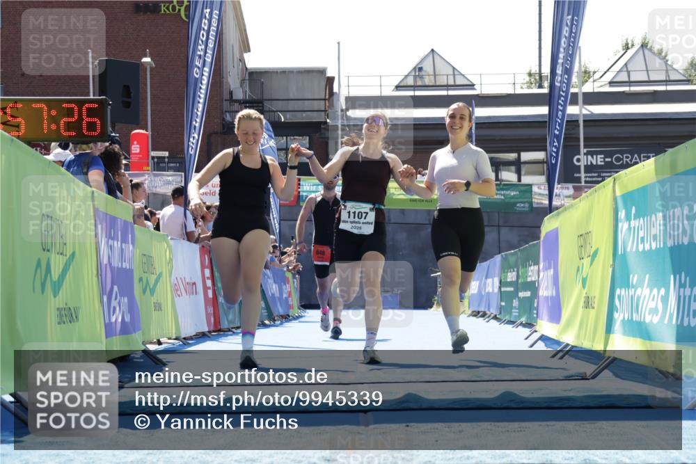 09.08.2026 - GEWOBA Citytriathlon Bremen Yannick Fuchs http://msf.ph/oto/9945339 09.08.2026 14:23:48 Ziel 648, 1107 meine-sportfotos.de