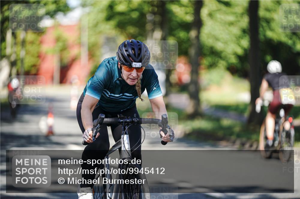 09.08.2026 - GEWOBA Citytriathlon Bremen Michael Burmester http://msf.ph/oto/9945412 09.08.2026 10:41:32 Radfahren 78, 308, 372, 377, 378, 412 meine-sportfotos.de