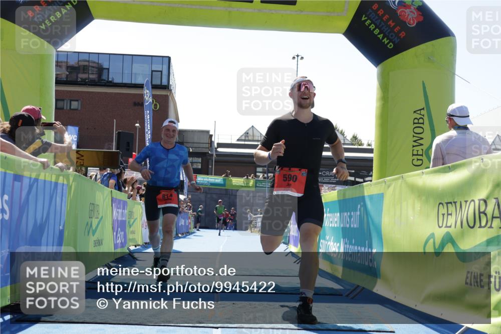 09.08.2026 - GEWOBA Citytriathlon Bremen Yannick Fuchs http://msf.ph/oto/9945422 09.08.2026 14:24:20 Ziel 590, 814 meine-sportfotos.de