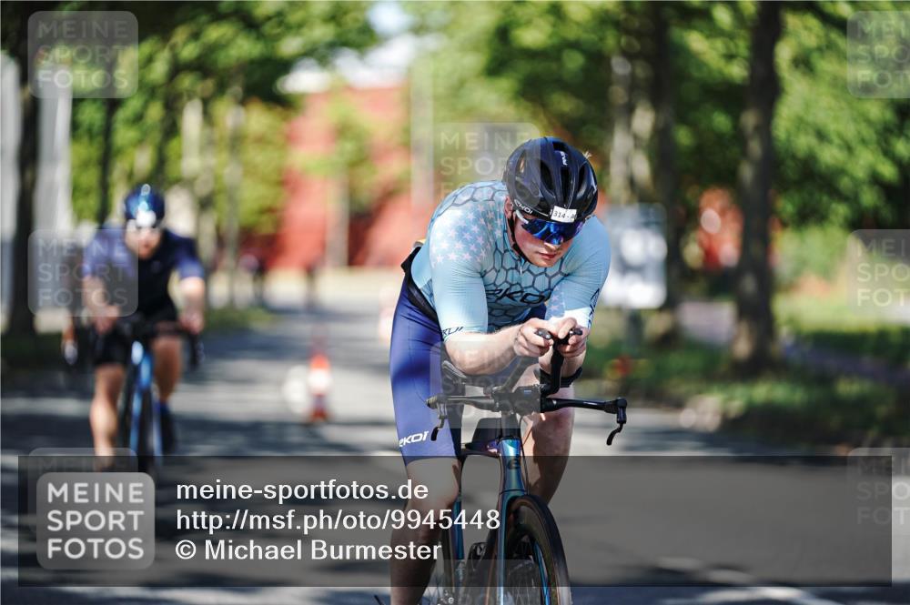 09.08.2026 - GEWOBA Citytriathlon Bremen Michael Burmester http://msf.ph/oto/9945448 09.08.2026 10:41:54 Radfahren 161, 291, 314, 358 meine-sportfotos.de