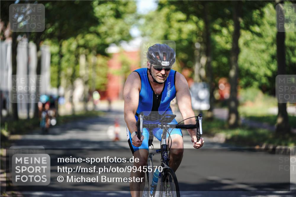 09.08.2026 - GEWOBA Citytriathlon Bremen Michael Burmester http://msf.ph/oto/9945570 09.08.2026 10:43:01 Radfahren 318, 323, 389, 393 meine-sportfotos.de