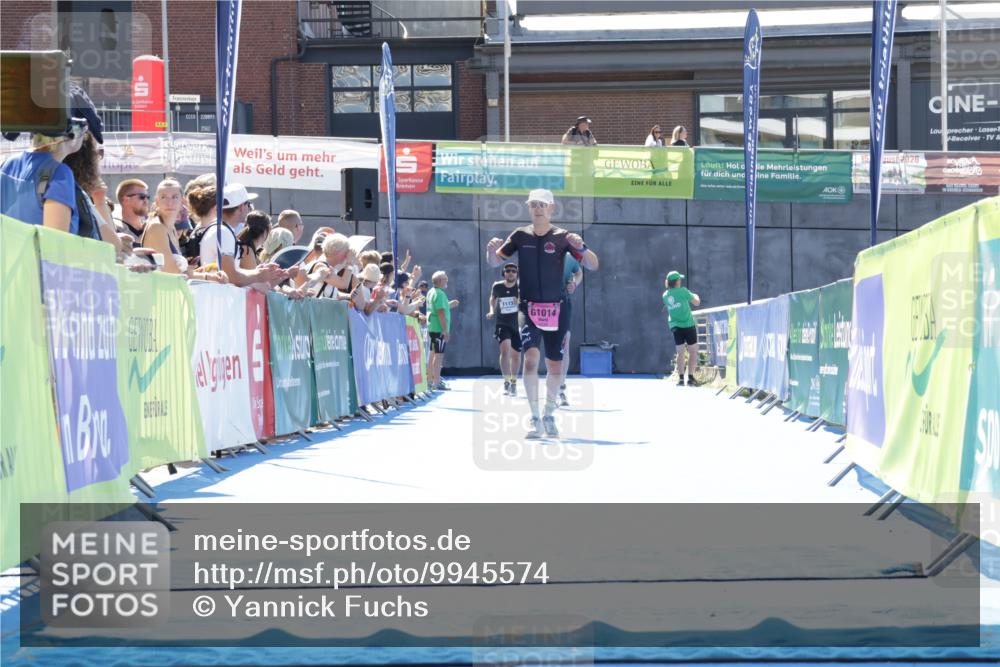 09.08.2026 - GEWOBA Citytriathlon Bremen Yannick Fuchs http://msf.ph/oto/9945574 09.08.2026 14:26:16 Ziel 1014, 1014 meine-sportfotos.de