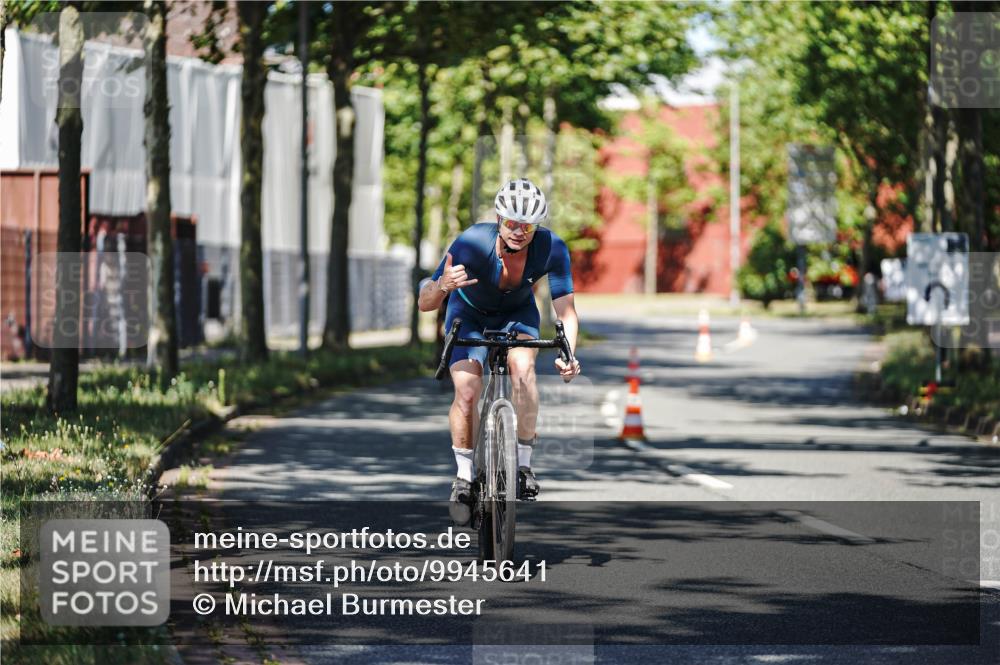 09.08.2026 - GEWOBA Citytriathlon Bremen Michael Burmester http://msf.ph/oto/9945641 09.08.2026 10:43:50 Radfahren 296, 336, 402 meine-sportfotos.de
