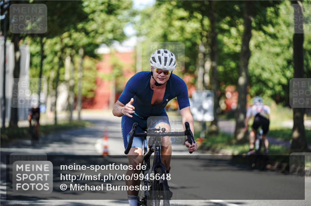 09.08.2026 - GEWOBA Citytriathlon Bremen Michael Burmester http://msf.ph/oto/9945648 09.08.2026 10:43:51 Radfahren 296, 336, 402 meine-sportfotos.de