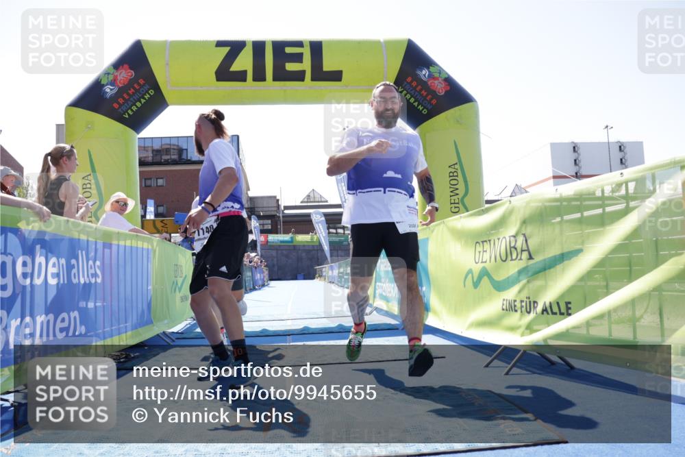 09.08.2026 - GEWOBA Citytriathlon Bremen Yannick Fuchs http://msf.ph/oto/9945655 09.08.2026 14:26:51 Ziel 1140 meine-sportfotos.de