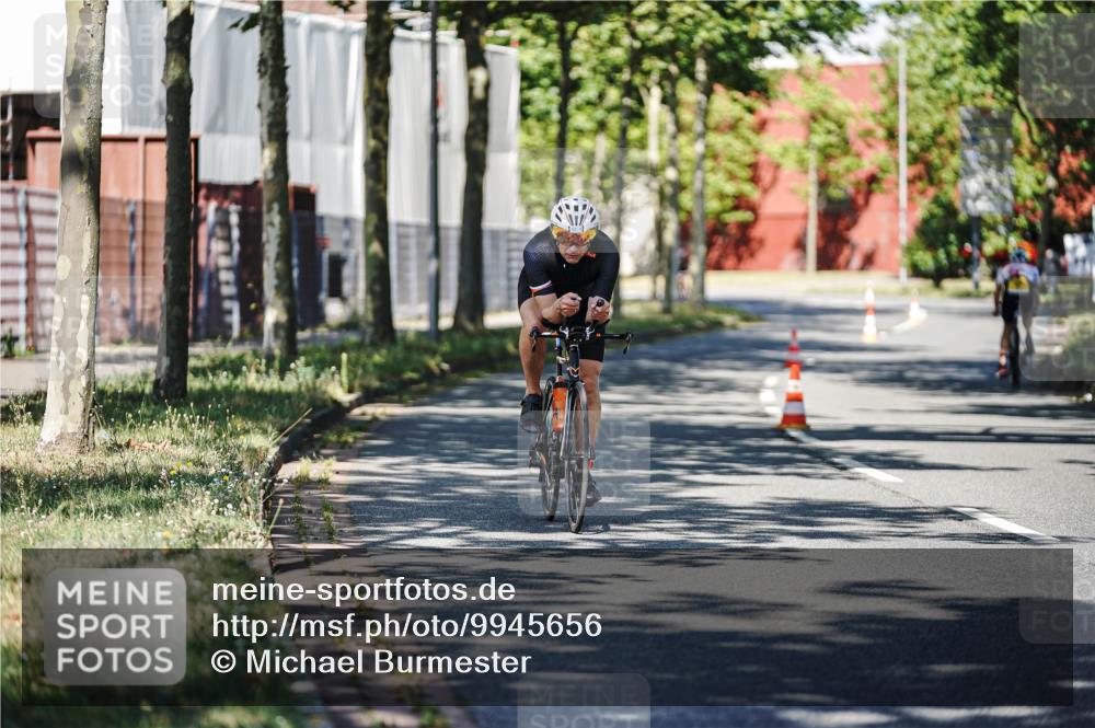 09.08.2026 - GEWOBA Citytriathlon Bremen Michael Burmester http://msf.ph/oto/9945656 09.08.2026 10:43:53 Radfahren 296, 336, 402 meine-sportfotos.de