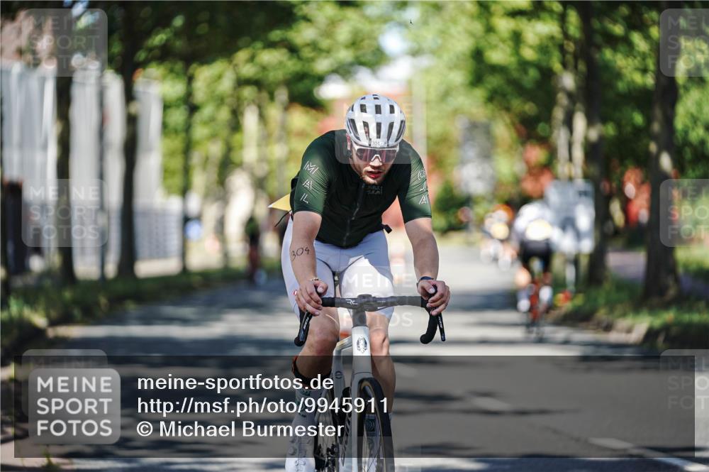 09.08.2026 - GEWOBA Citytriathlon Bremen Michael Burmester http://msf.ph/oto/9945911 09.08.2026 10:47:00 Radfahren 125, 131, 249, 304, 329, 362, 368, 392, 406 meine-sportfotos.de