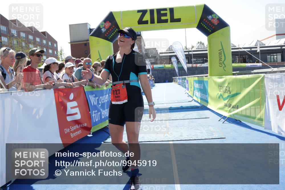 09.08.2026 - GEWOBA Citytriathlon Bremen Yannick Fuchs http://msf.ph/oto/9945919 09.08.2026 14:30:58 Ziel 727 meine-sportfotos.de