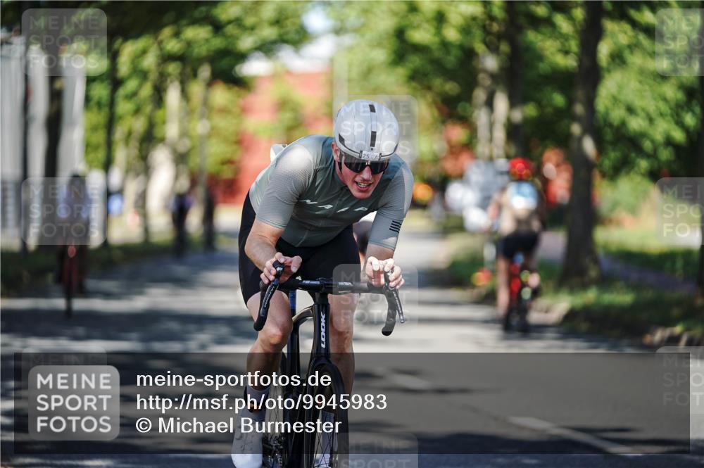 09.08.2026 - GEWOBA Citytriathlon Bremen Michael Burmester http://msf.ph/oto/9945983 09.08.2026 10:47:55 Radfahren 25, 300, 363, 396, 437 meine-sportfotos.de