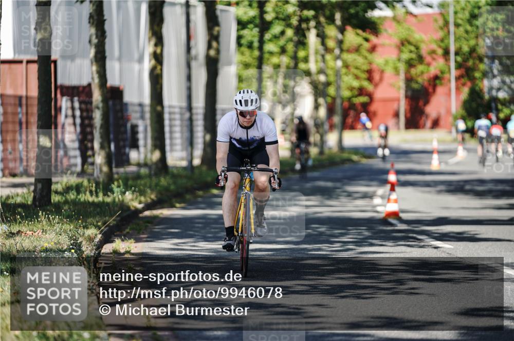 09.08.2026 - GEWOBA Citytriathlon Bremen Michael Burmester http://msf.ph/oto/9946078 09.08.2026 10:49:50 Radfahren 317, 508 meine-sportfotos.de