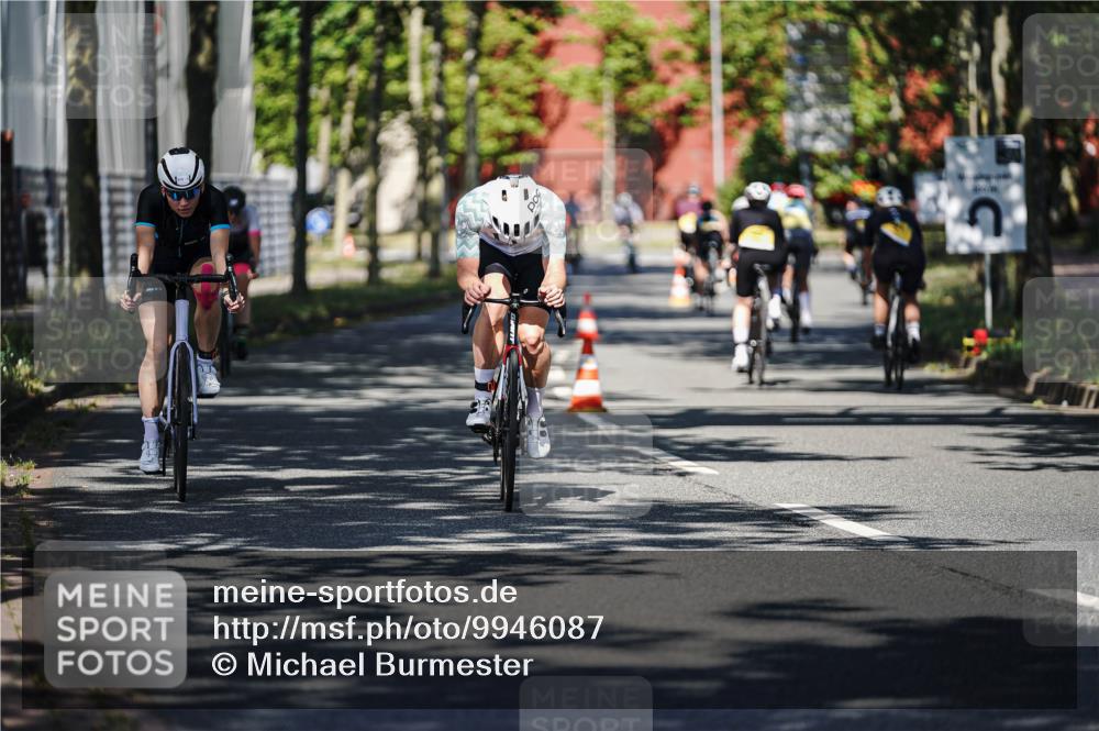09.08.2026 - GEWOBA Citytriathlon Bremen Michael Burmester http://msf.ph/oto/9946087 09.08.2026 10:50:02 Radfahren 189, 317, 334, 410, 458, 489 meine-sportfotos.de