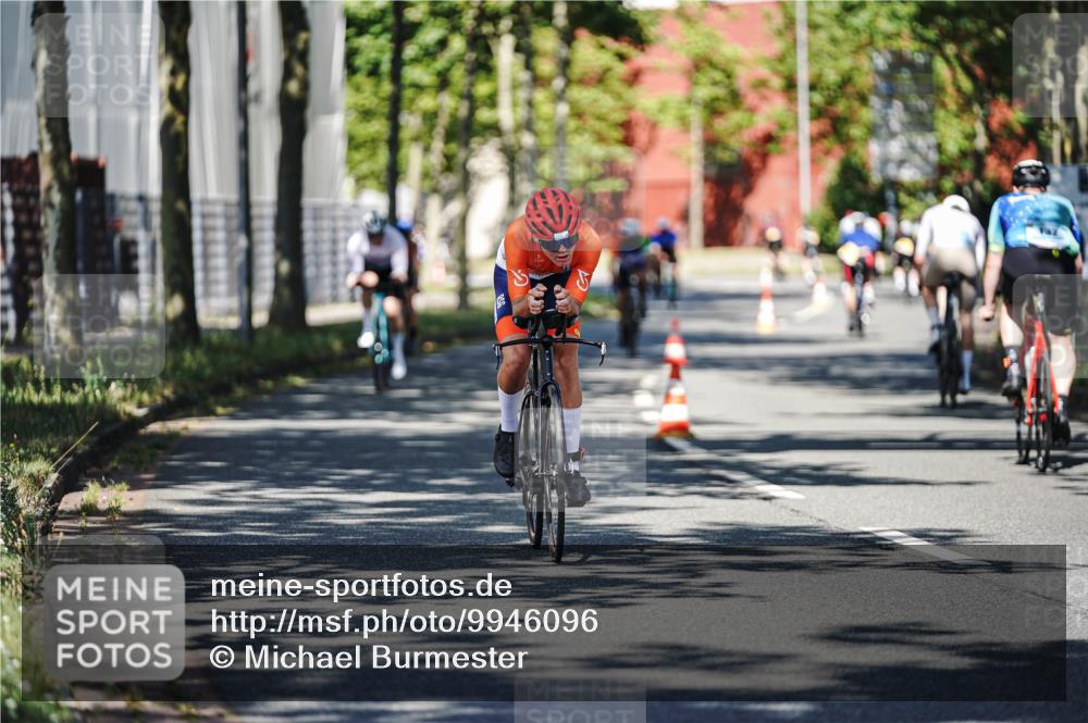 09.08.2026 - GEWOBA Citytriathlon Bremen Michael Burmester http://msf.ph/oto/9946096 09.08.2026 10:50:08 Radfahren 27, 39, 129, 189, 215, 288, 334, 410, 419, 458, 489 meine-sportfotos.de