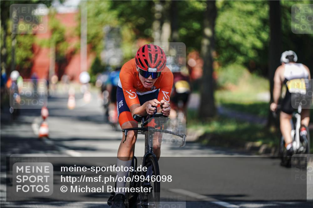 09.08.2026 - GEWOBA Citytriathlon Bremen Michael Burmester http://msf.ph/oto/9946098 09.08.2026 10:50:09 Radfahren 27, 39, 129, 189, 215, 288, 334, 410, 419, 458, 489 meine-sportfotos.de