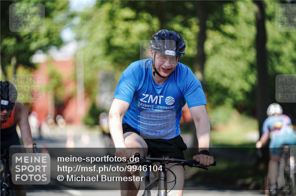 09.08.2026 - GEWOBA Citytriathlon Bremen Michael Burmester http://msf.ph/oto/9946104 09.08.2026 10:50:13 Radfahren 27, 39, 129, 189, 215, 288, 334, 385, 419, 458, 489 meine-sportfotos.de