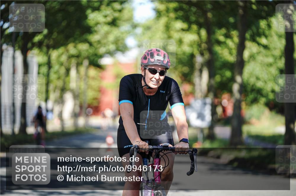 09.08.2026 - GEWOBA Citytriathlon Bremen Michael Burmester http://msf.ph/oto/9946173 09.08.2026 10:51:16 Radfahren 311, 344, 456, 500 meine-sportfotos.de
