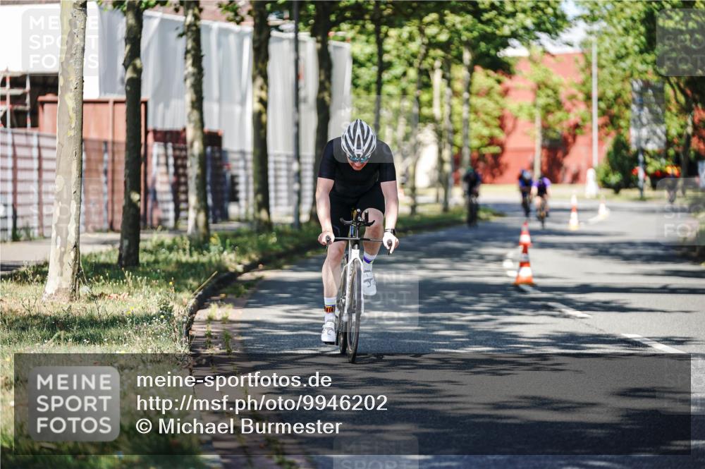 09.08.2026 - GEWOBA Citytriathlon Bremen Michael Burmester http://msf.ph/oto/9946202 09.08.2026 10:52:02 Radfahren 141, 448, 455, 483, 484, 515 meine-sportfotos.de