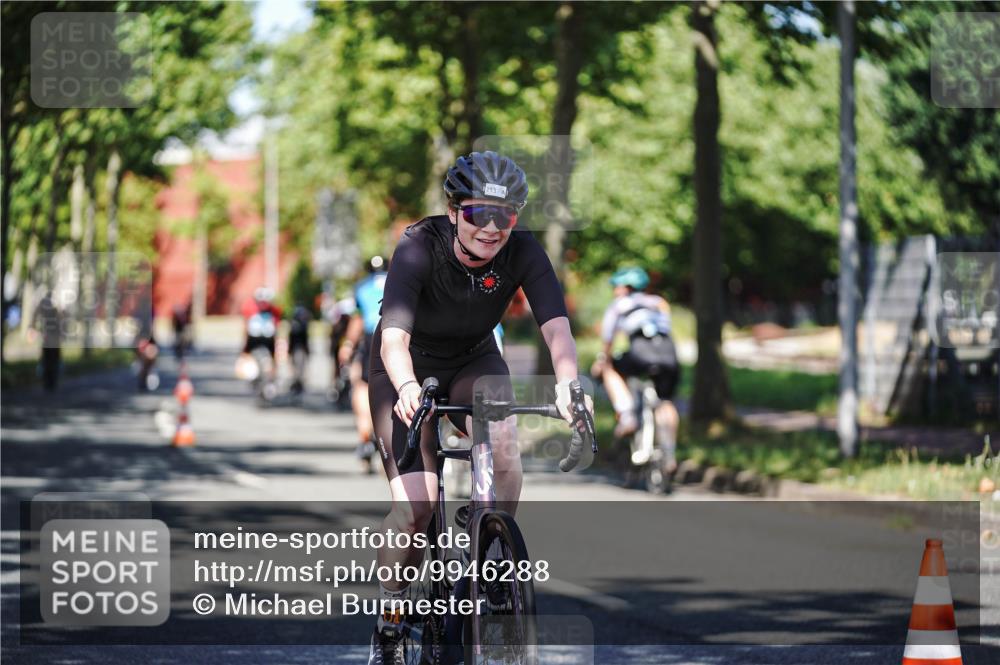 09.08.2026 - GEWOBA Citytriathlon Bremen Michael Burmester http://msf.ph/oto/9946288 09.08.2026 10:53:44 Radfahren 3, 107, 153, 292, 433, 439, 492, 501 meine-sportfotos.de