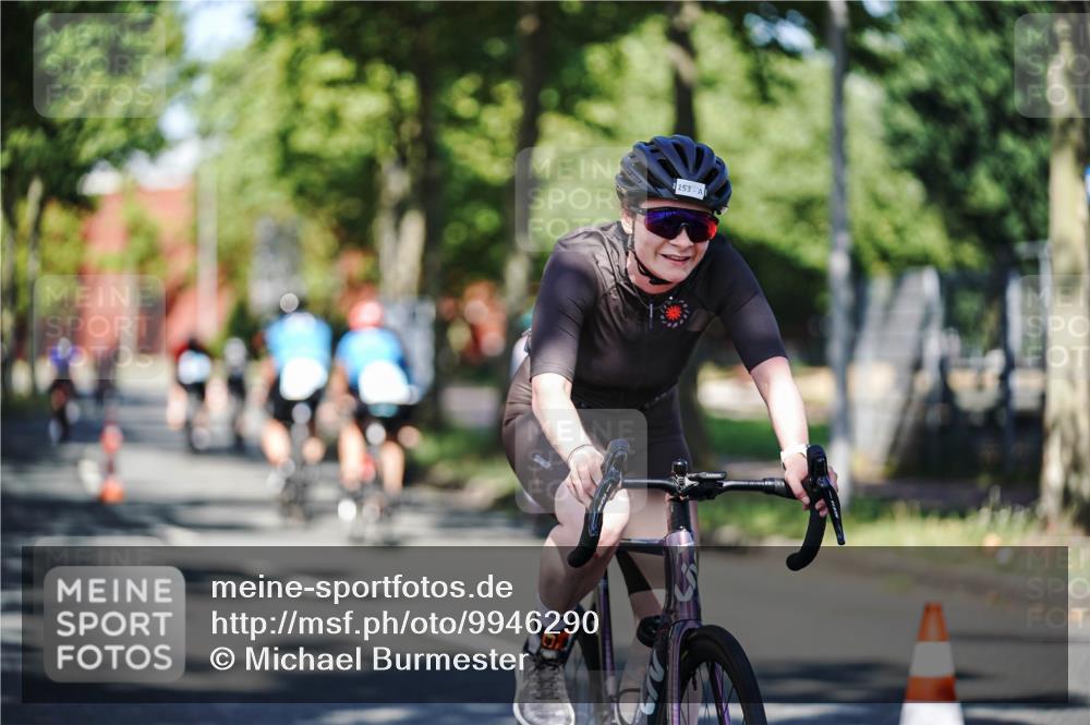 09.08.2026 - GEWOBA Citytriathlon Bremen Michael Burmester http://msf.ph/oto/9946290 09.08.2026 10:53:45 Radfahren 107, 153, 292, 433, 492, 501 meine-sportfotos.de