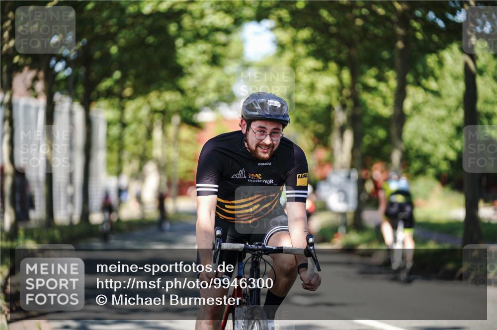 09.08.2026 - GEWOBA Citytriathlon Bremen Michael Burmester http://msf.ph/oto/9946300 09.08.2026 10:53:56 Radfahren 153, 193, 292, 367, 473, 492, 501 meine-sportfotos.de