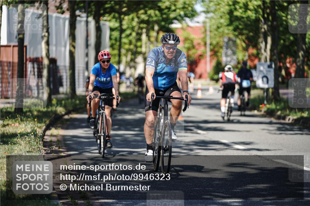 09.08.2026 - GEWOBA Citytriathlon Bremen Michael Burmester http://msf.ph/oto/9946323 09.08.2026 10:54:28 Radfahren 13, 17, 33, 87, 111, 223, 331, 436, 467, 490, 509, 514 meine-sportfotos.de