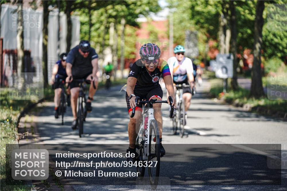 09.08.2026 - GEWOBA Citytriathlon Bremen Michael Burmester http://msf.ph/oto/9946327 09.08.2026 10:54:30 Radfahren 13, 17, 33, 87, 111, 143, 185, 195, 223, 331, 436, 467, 490, 509, 514 meine-sportfotos.de